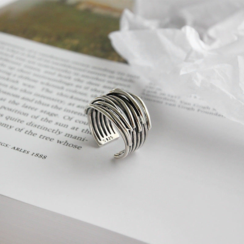Anillo ajustable de plata en capas