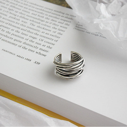Anillo ajustable de plata en capas