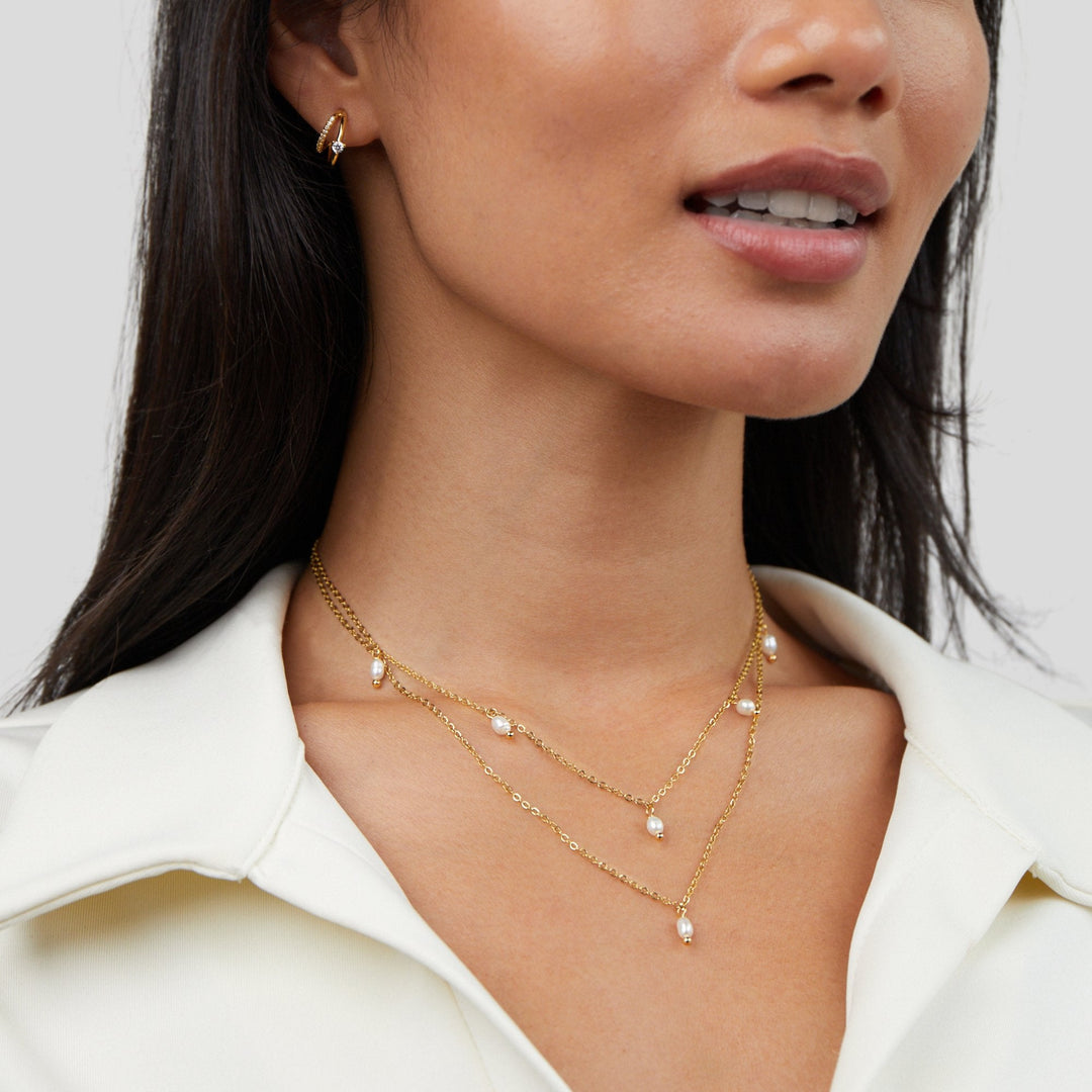 Collar de perlas en capas