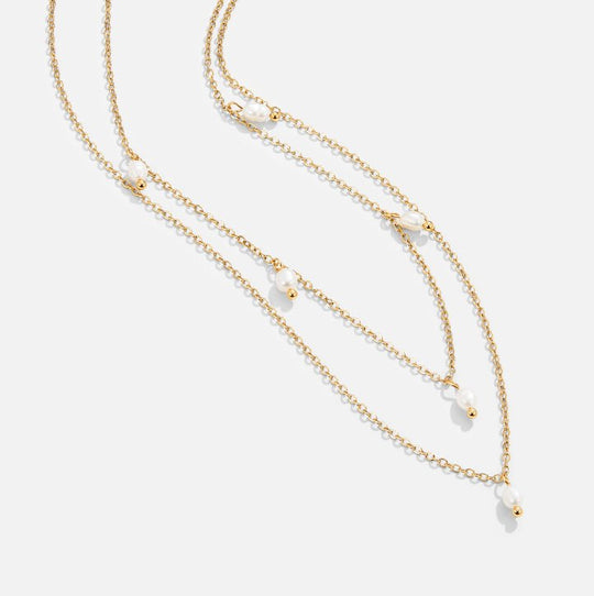 Collar de perlas en capas