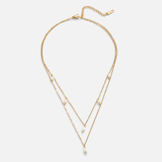 Collar de perlas en capas